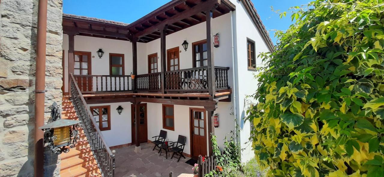 El Caserio Camaleño Exterior foto